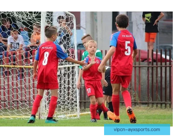 足球今日直播500全方位呈现精彩赛事与即时赛况解析深度推荐